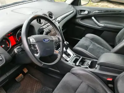 Ford Galaxy 2014 (miniatűr)