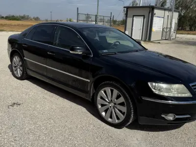 Volkswagen Phaeton 2009 (miniatűr)