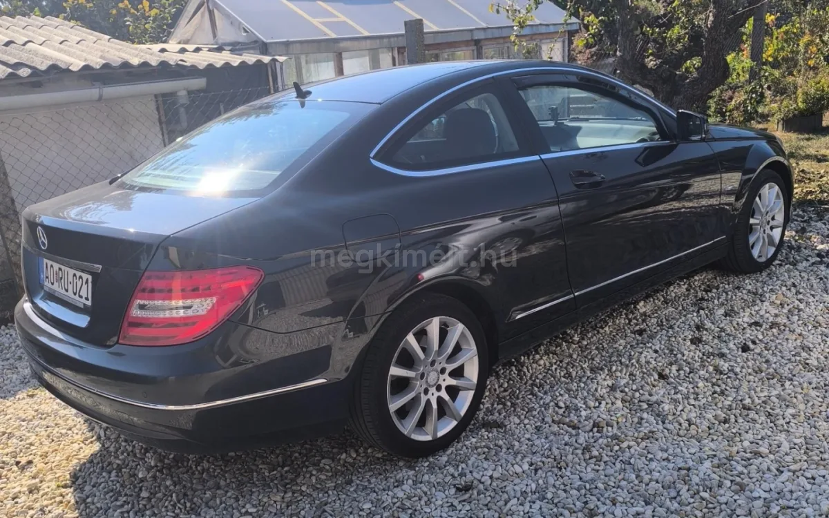 Mercedes-Benz C 220 2012
