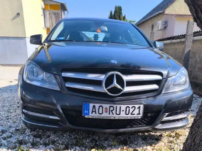 Mercedes-Benz C 220 Coupe