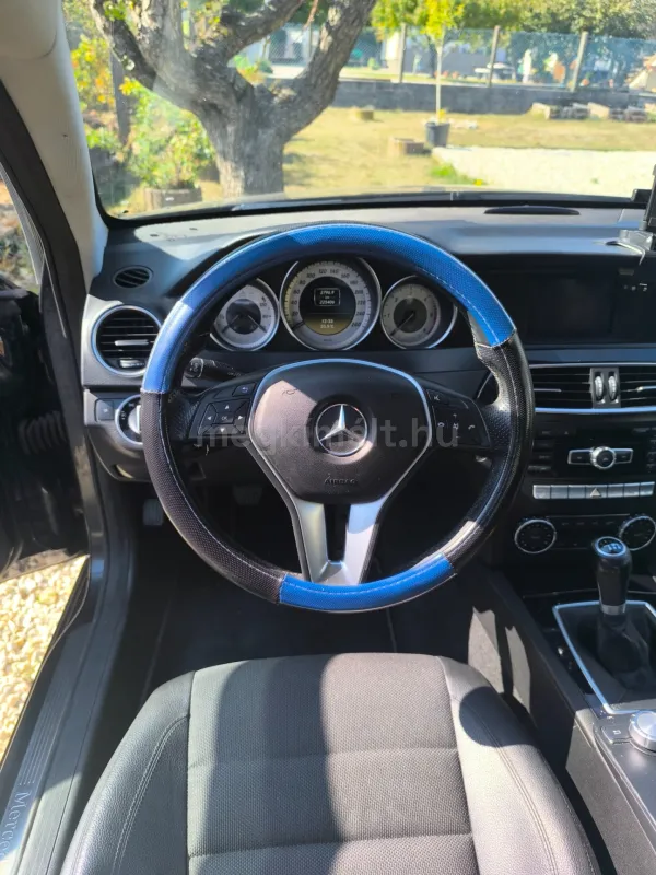Mercedes-Benz C 220 2012