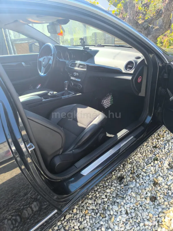 Mercedes-Benz C 220 2012