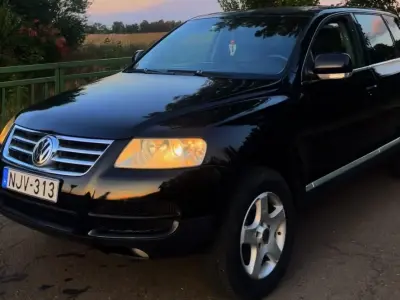 Volkswagen Touareg 2005 (miniatűr)