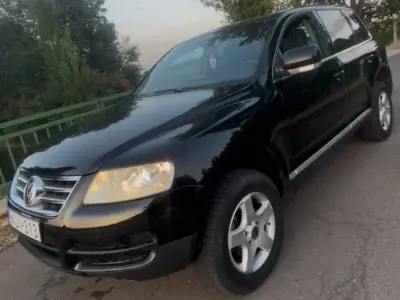 Volkswagen Touareg 2005 (miniatűr)