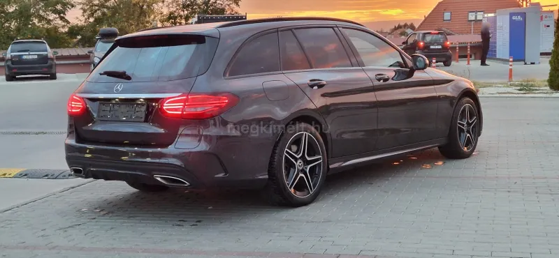 Mercedes-Benz C 300 2021
