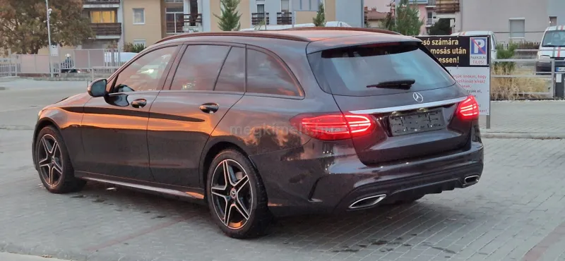Mercedes-Benz C 300 2021