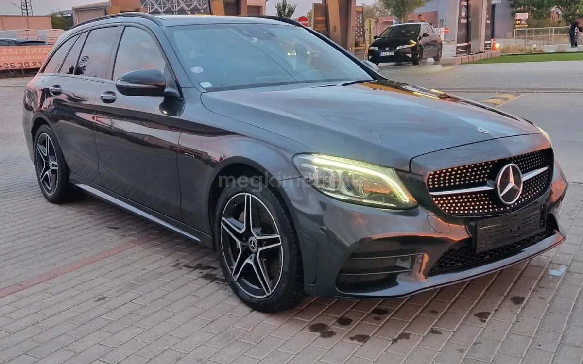 Mercedes-Benz C 300 2021