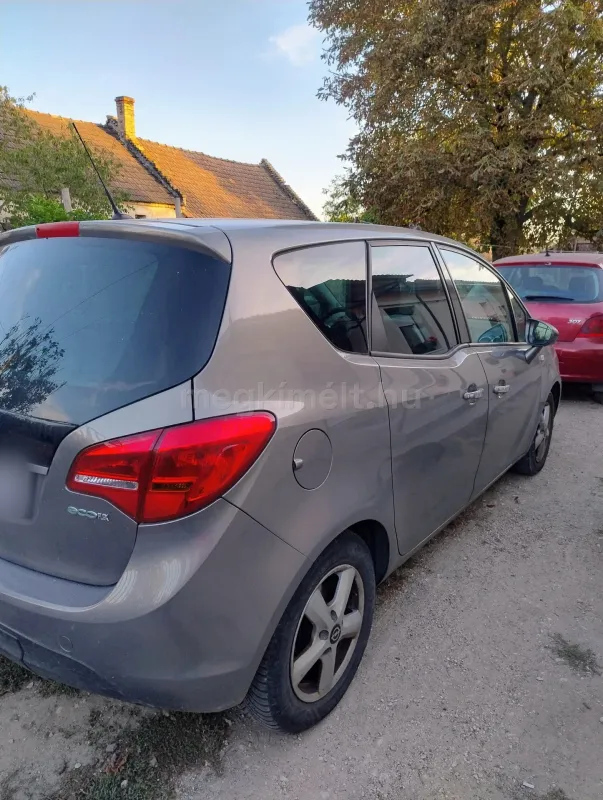 Opel Meriva 2010