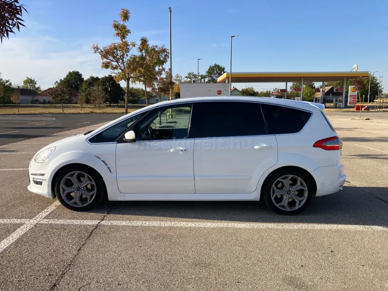 Ford S-Max 2012