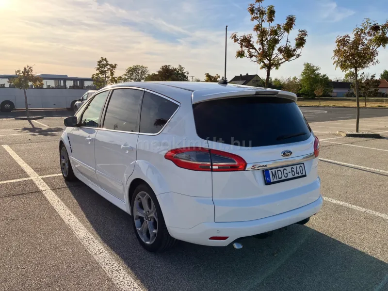 Ford S-Max 2012