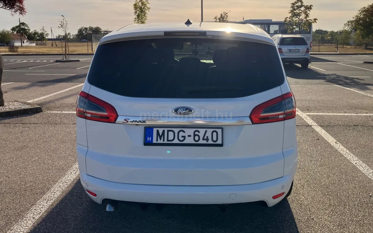 Ford S-Max 2012