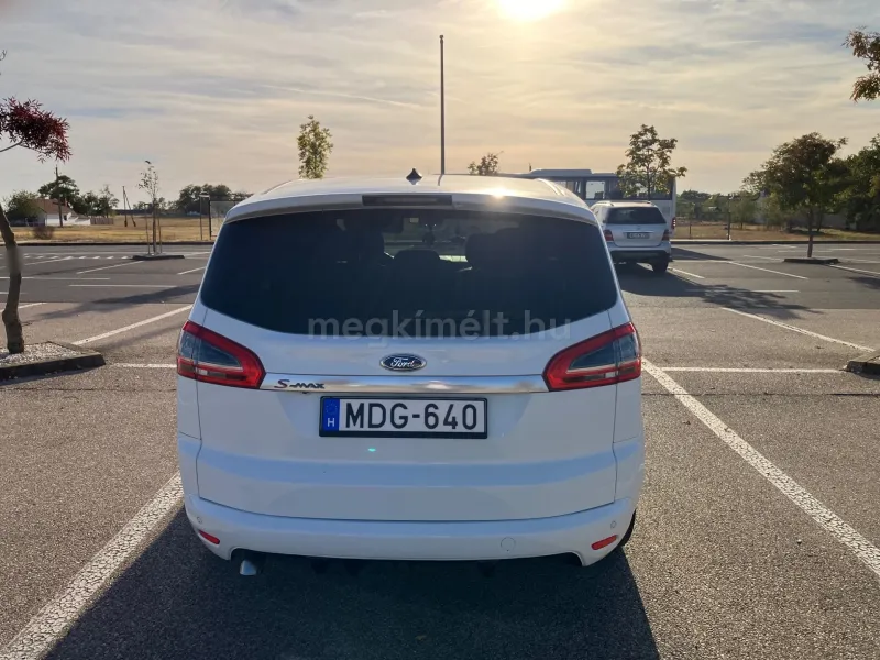 Ford S-Max 2012