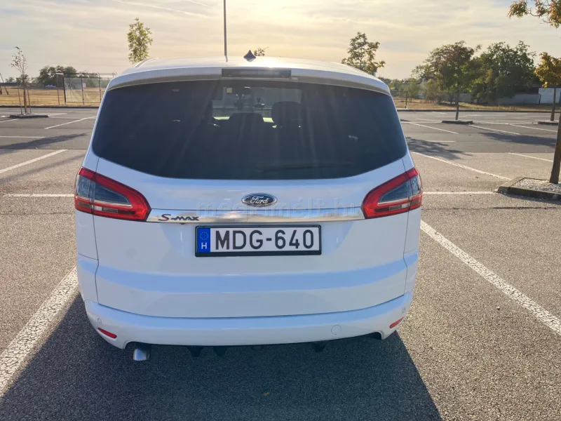 Ford S-Max 2012