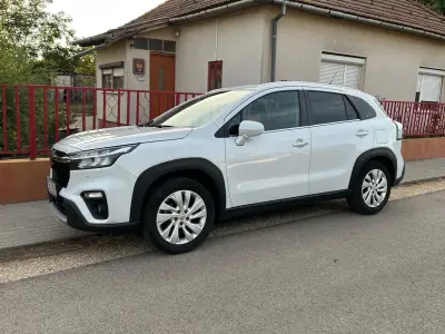 Suzuki (SX4) S-Cross