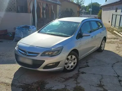 Opel Astra Sports tourer 1.7.cdti