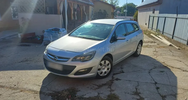 Opel Astra 2014