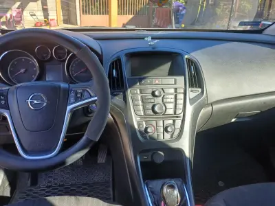 Opel Astra 2014 (miniatűr)