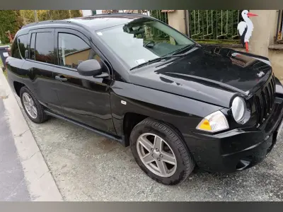 Jeep Compass 2010 (miniatűr)