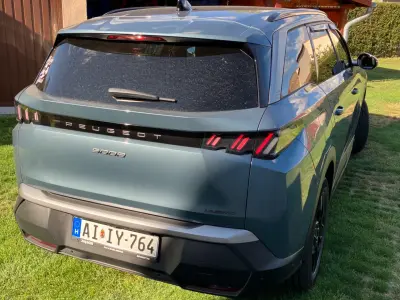 Peugeot 5008 2024 (miniatűr)