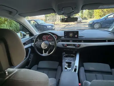Audi A4 2017 (miniatűr)