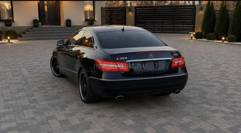 Mercedes-Benz E 350 2011