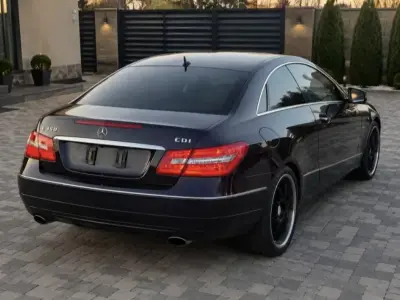 Mercedes-Benz E 350 2011 (miniatűr)