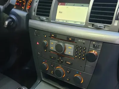 Opel Vectra 2007 (miniatűr)