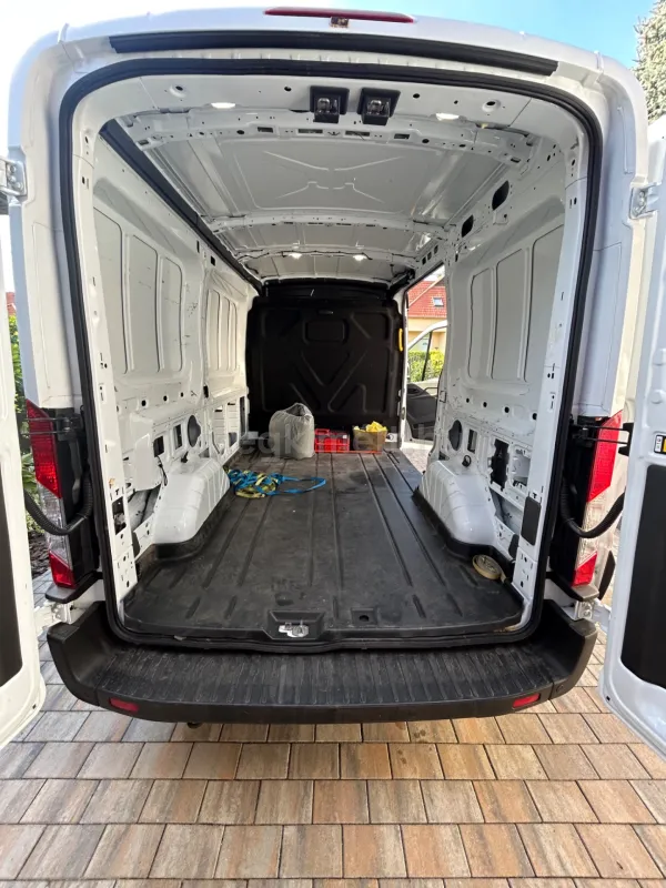 Ford Transit 2023