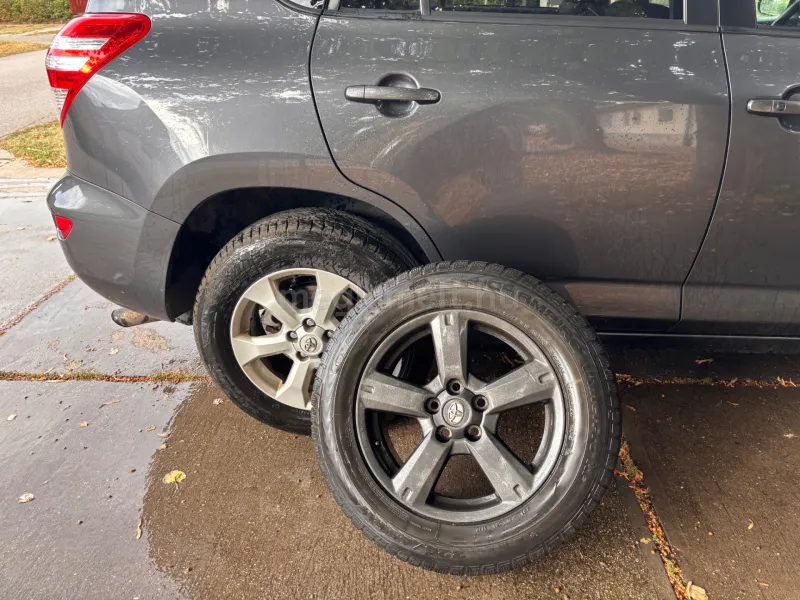 Toyota RAV 4 2011