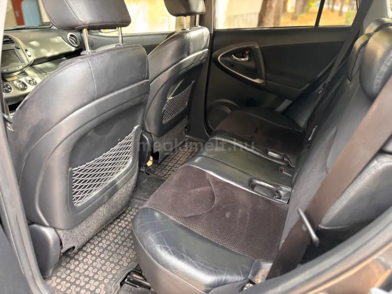 Toyota RAV 4 2011
