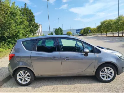 Opel Meriva 2016 (miniatűr)