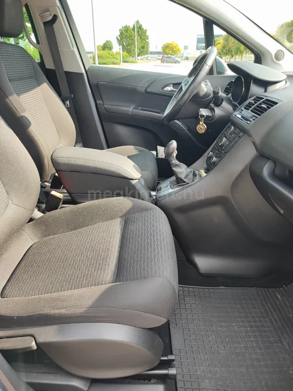 Opel Meriva 2016