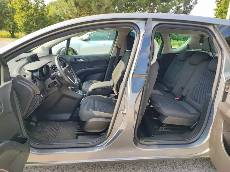 Opel Meriva 2016