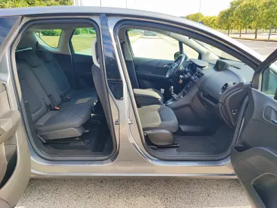 Opel Meriva 2016 (miniatűr)