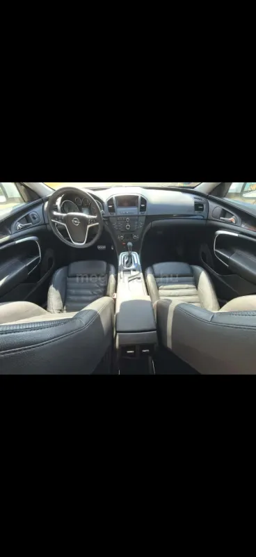 Opel Insignia 2010