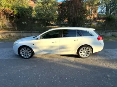 Opel Insignia 2010 (miniatűr)