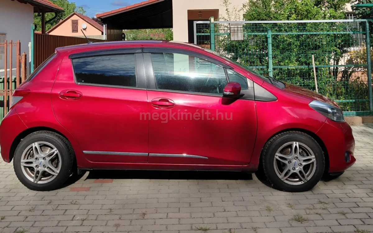 Toyota Yaris 2013