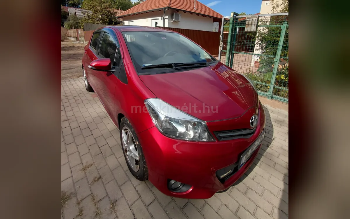 Toyota Yaris 2013