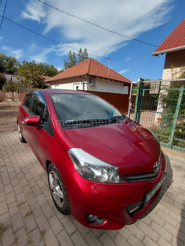 Toyota Yaris 2013