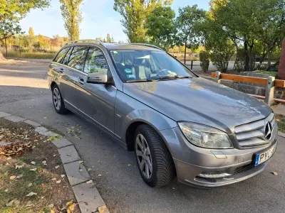 Mercedes-Benz C 220