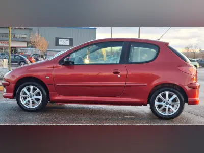 Peugeot 206 2004 (miniatűr)