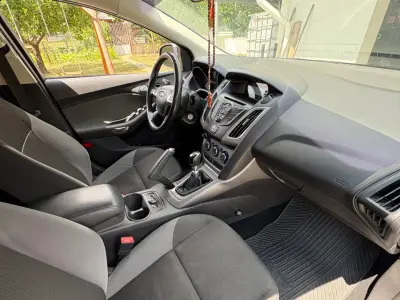Ford Focus 2014 (miniatűr)
