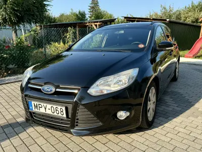 Ford Focus 2014 (miniatűr)