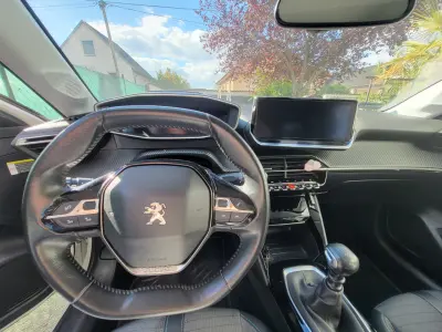 Peugeot 208 2019 (miniatűr)