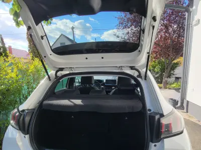 Peugeot 208 2019 (miniatűr)
