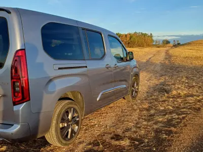 Toyota Proace City 2023 (miniatűr)