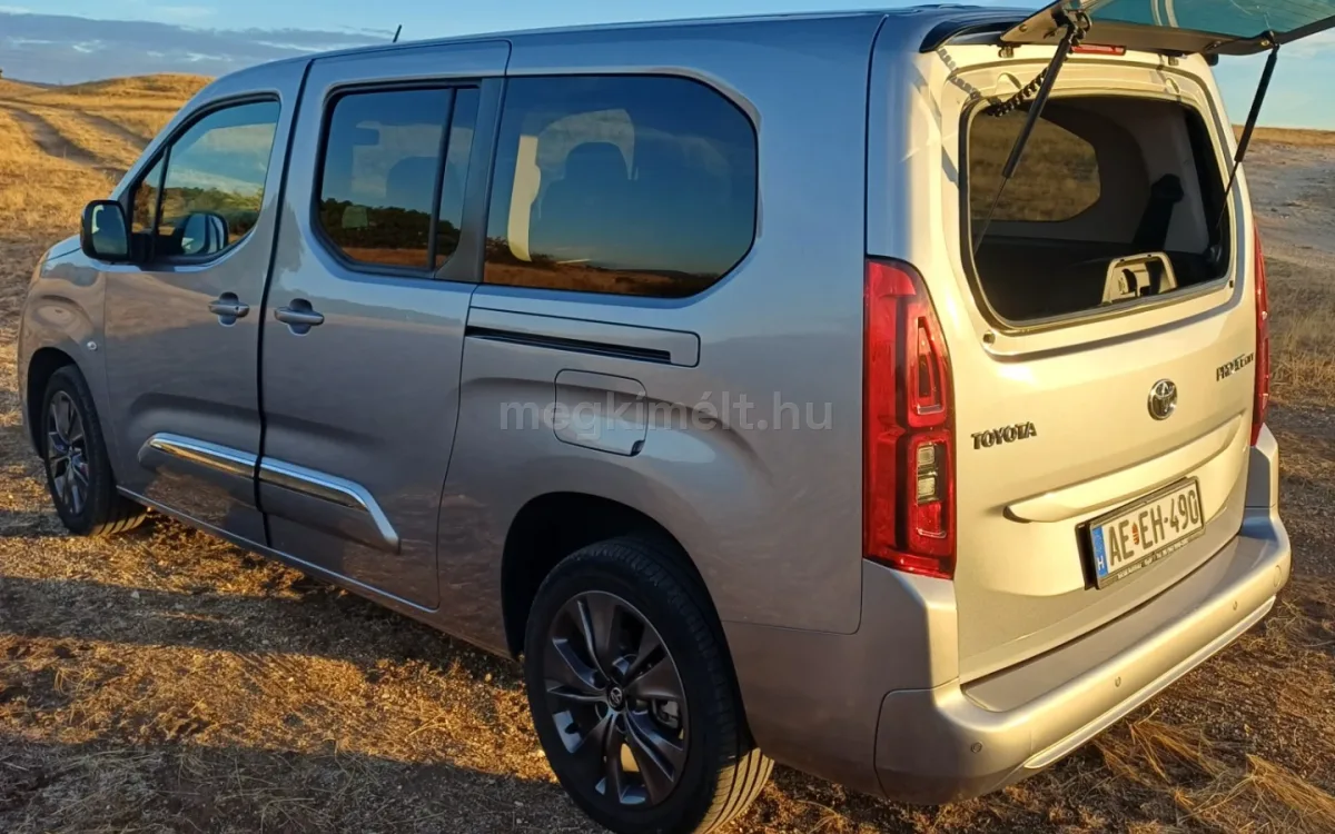 Toyota Proace City 2023