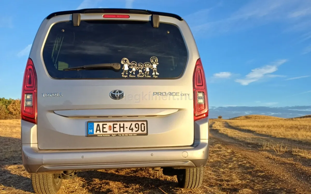 Toyota Proace City 2023