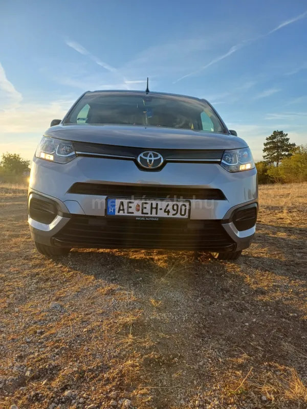 Toyota Proace City 2023
