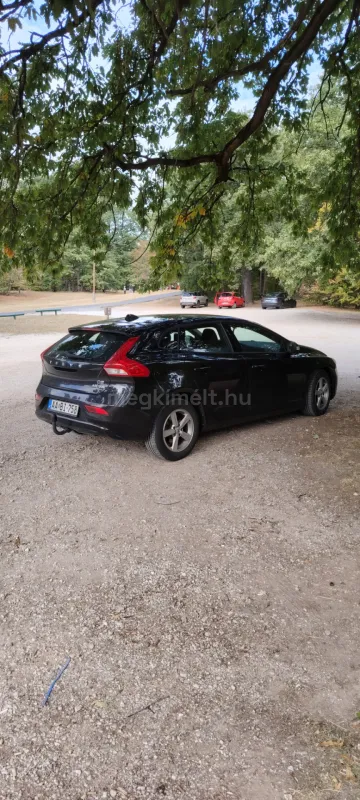 Volvo V40 2018